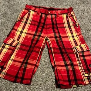 Mens Coogi Cargo Shorts. Waist 36